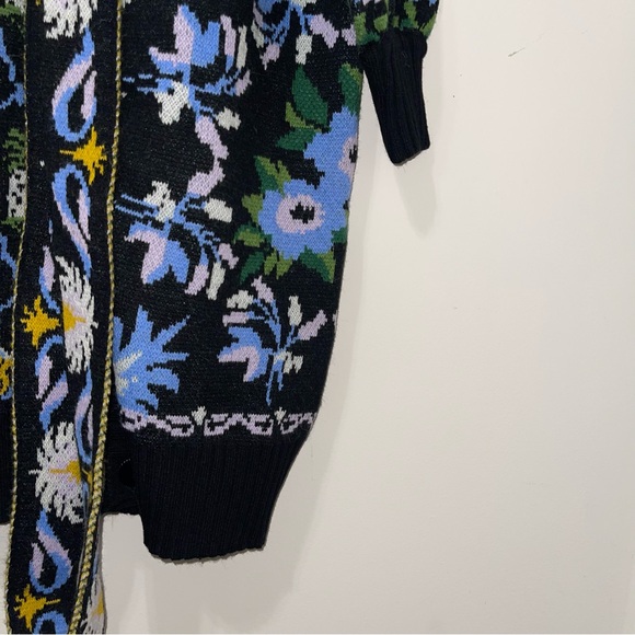FARM Rio Multicolor Floral Cardigan - Picture 6 of 13
